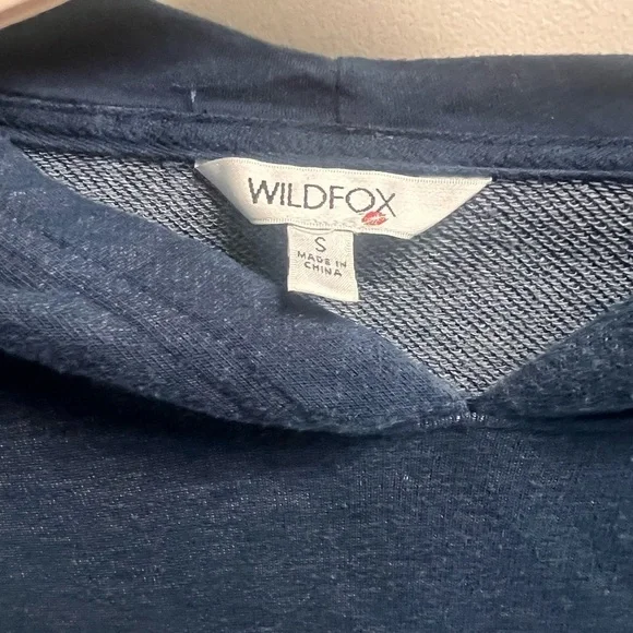 WILDFOX Women’s Navy Tie-Dye Hoodie - Size Small - Picture 3 of 8
